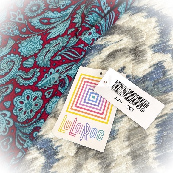 💕Beautiful Blue & Red Paisley Lularoe Julia Pencil Dress💕 - Picture 6 of 8